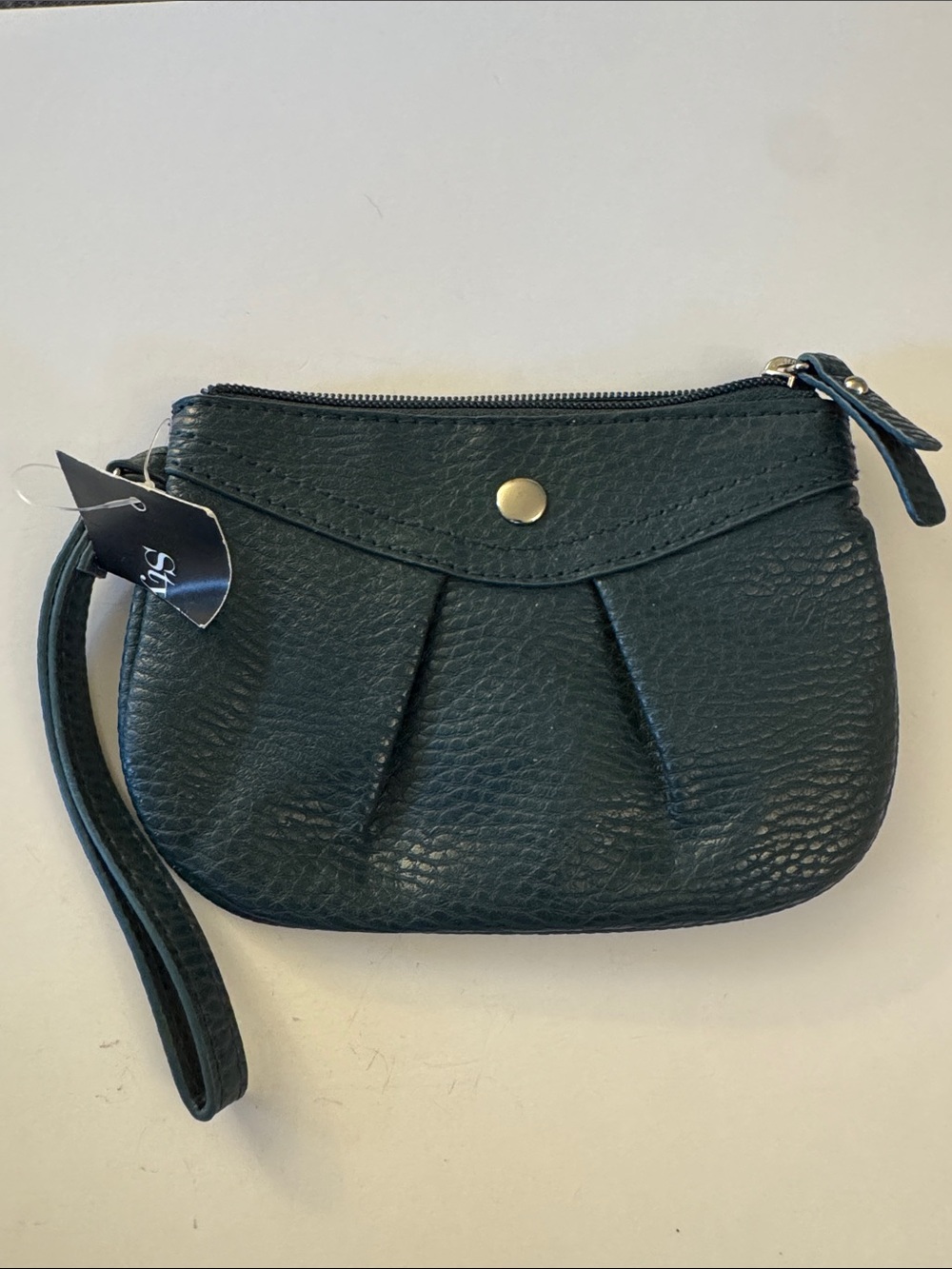 Wristlet Clutch in Dark Green Faux Leather Style & co HW2